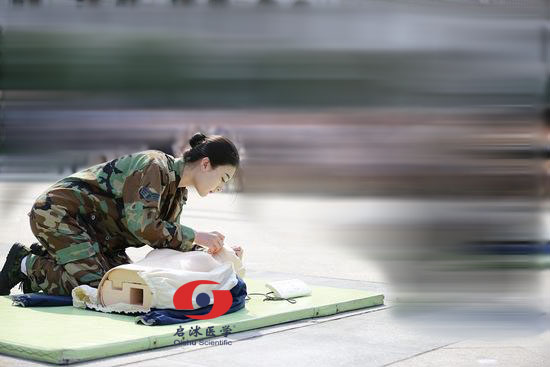 軍訓急救心肺復蘇術